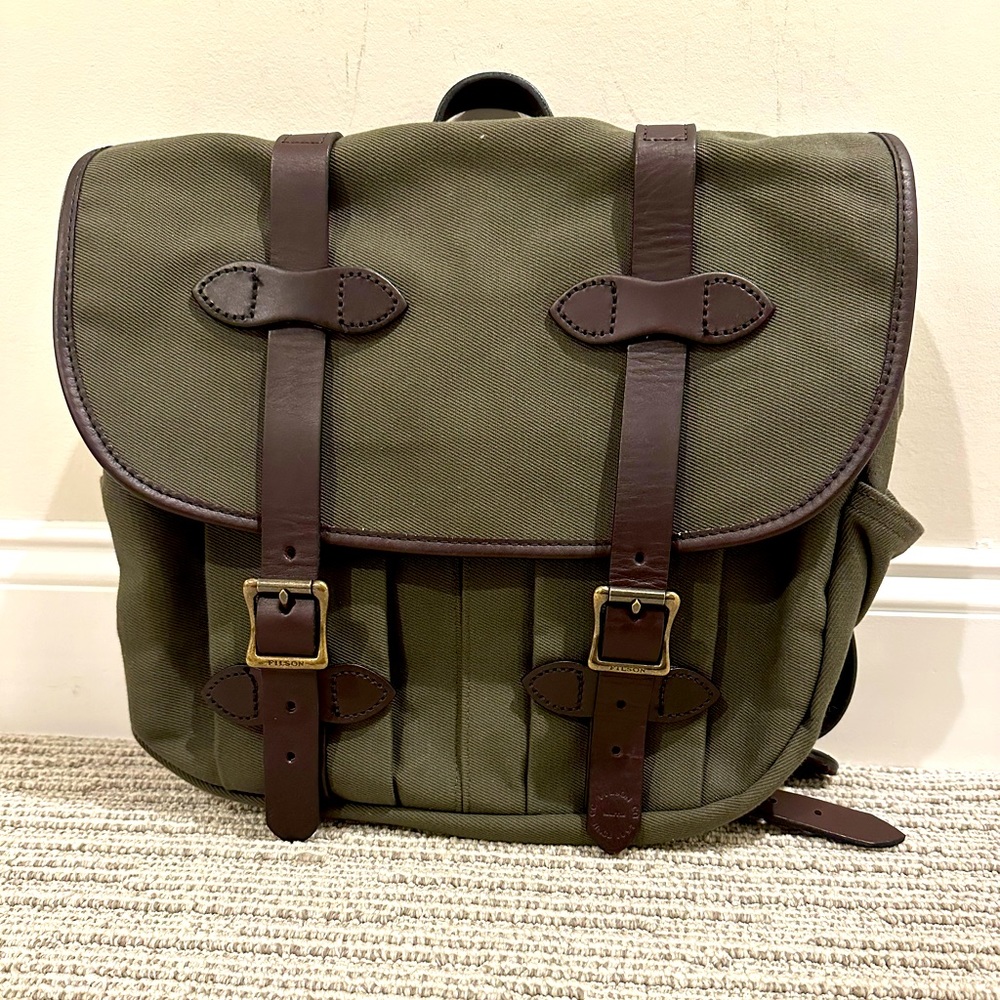 Brand New, FILSON Medium Field Bag Shoulder Bag